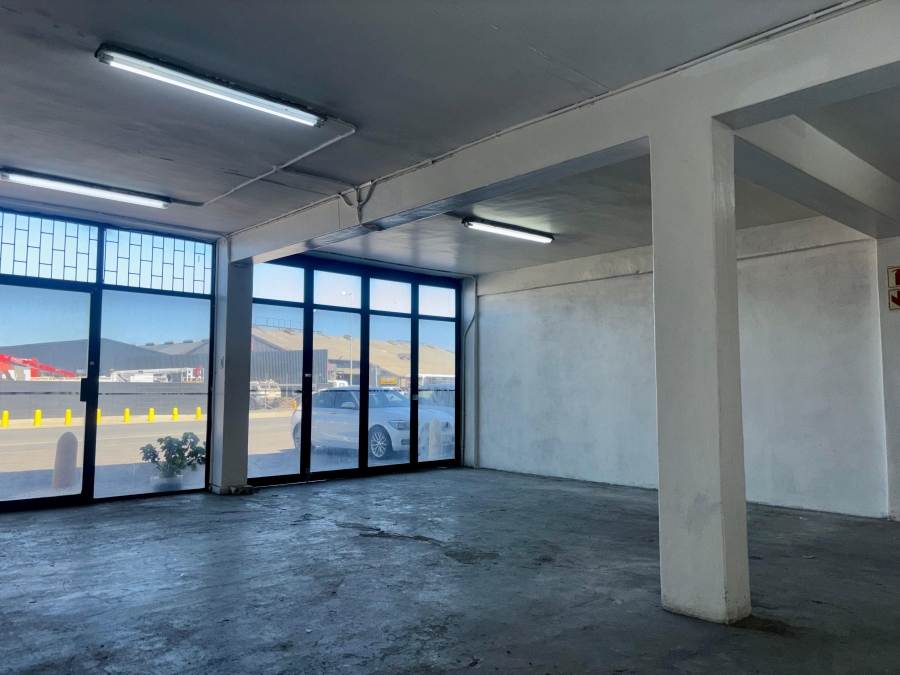 To Let Commercial Property for Rent in Triangle Farm Western Cape